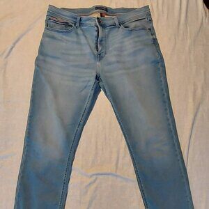 Tommy Hilfiger straight jeans 36x32